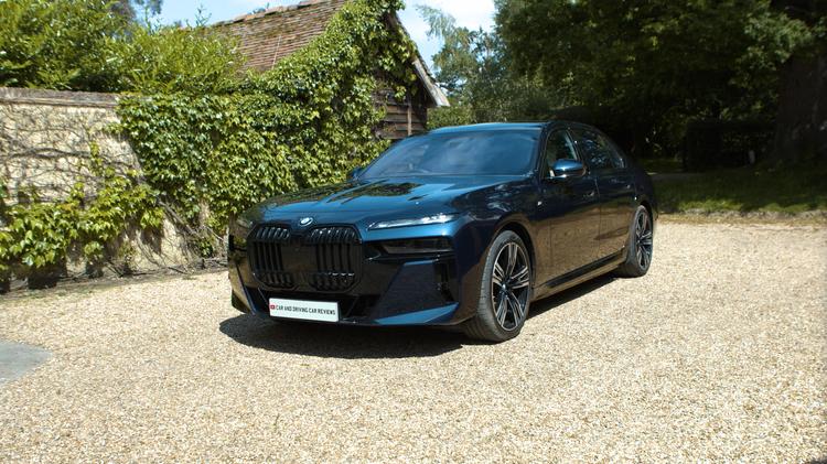 7_series_saloon_108241.jpg - M760e xDrive 4dr Auto [Executive Pack]
