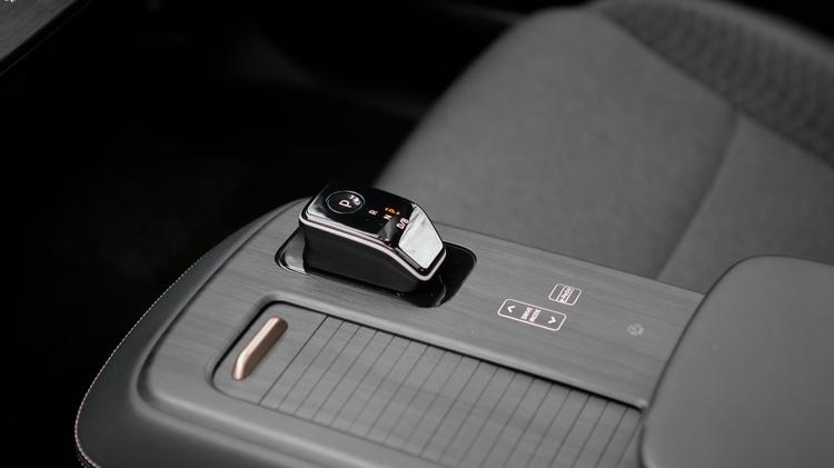 ariya_electric_hatchback_105981.jpg - 290kW Evolve+ 87kWh 22kWCh 5dr e-4ORCE Auto