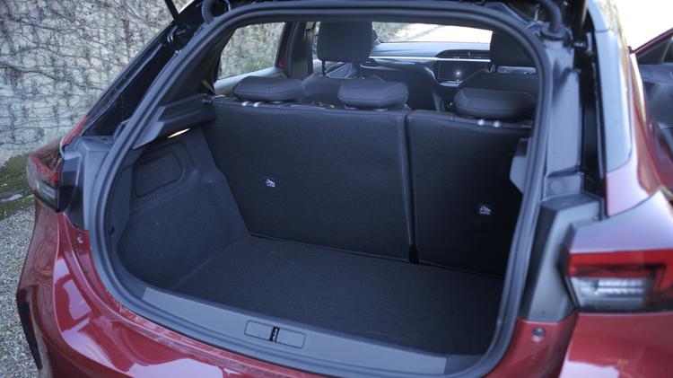 corsa_hatchback_108852.jpg - 1.2 Turbo Hybrid Ultimate 5dr e-DCT6