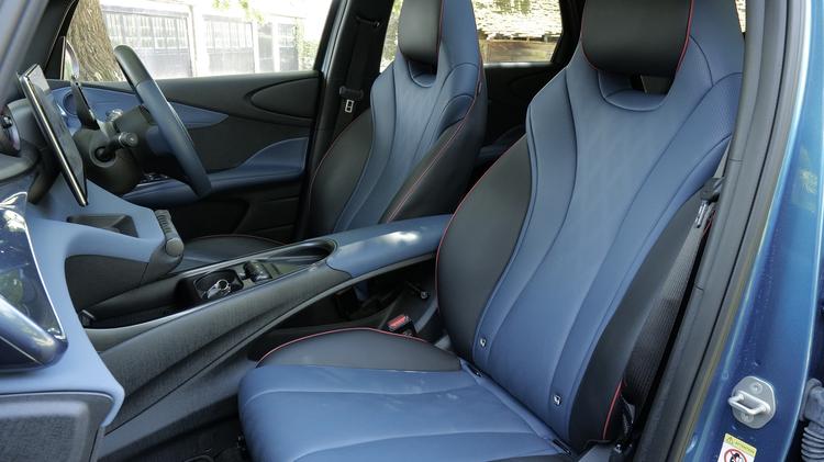 dolphin_hatchback_110671.jpg - 150kW Design 60.4kWh 5dr Auto