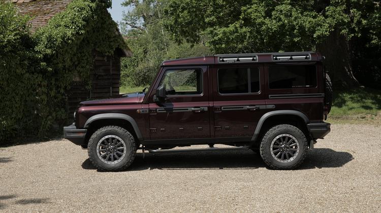 grenadier_station_wagon_107323.jpg - 3.0 T Black Edition 6dr Auto