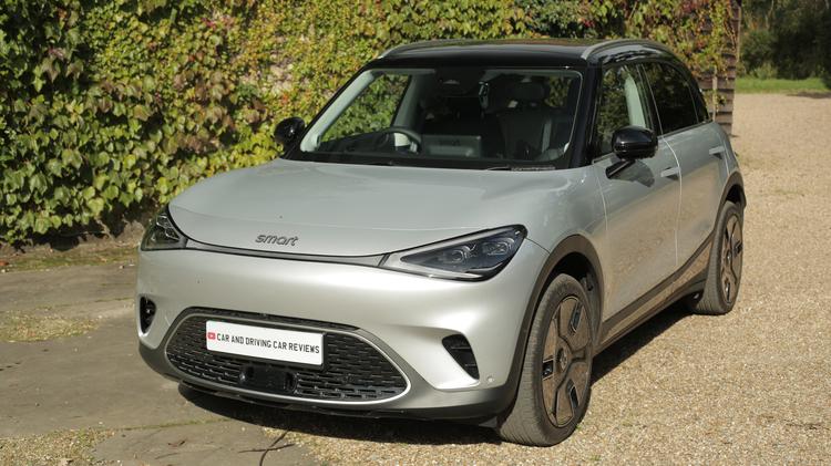 hashtag_1_hatchback_109866.jpg - 200kW Pro 49kWh 5dr Auto