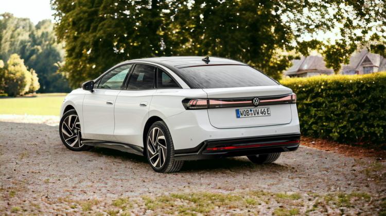 id_7_hatchback_110913.jpg - 210kW Match Pro S 86kWh 5dr Auto [Exterior+ Pan]