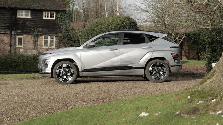 kona_electric_hatchback_110149.jpg - 160kW Ultimate 65kWh 5dr Auto [Leather]