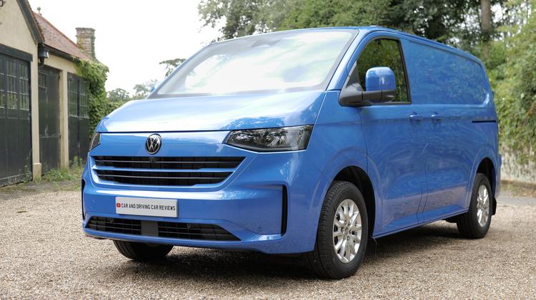 transporter_t34_lwb_electric_63558.jpg - 160kW 65kWh Commerce Pro Van Auto