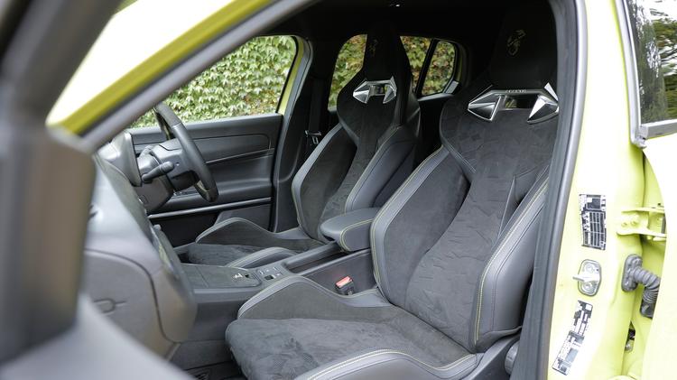 600e_electric_hatchback_special_editions_114030.jpg - 207kW Scorpionissima 54kWh 5dr Auto