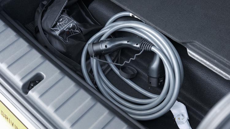 ix2_electric_hatchback_111278.jpg - 230kW xDrive30 Shadow Ed 65kWh 5dr Auto Tech+/22kW