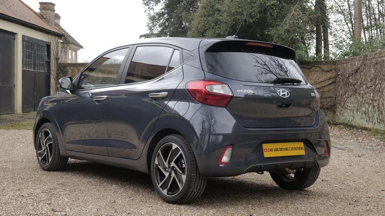 i10_hatchback_109762.jpg - 1.2 [79] Premium 5dr Auto [Nav]