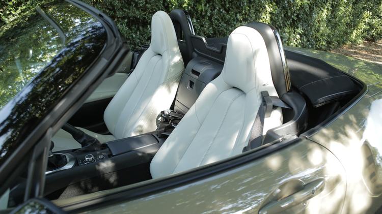 mx_5_convertible_75190.jpg - 1.5 [132] Prime-Line 2dr