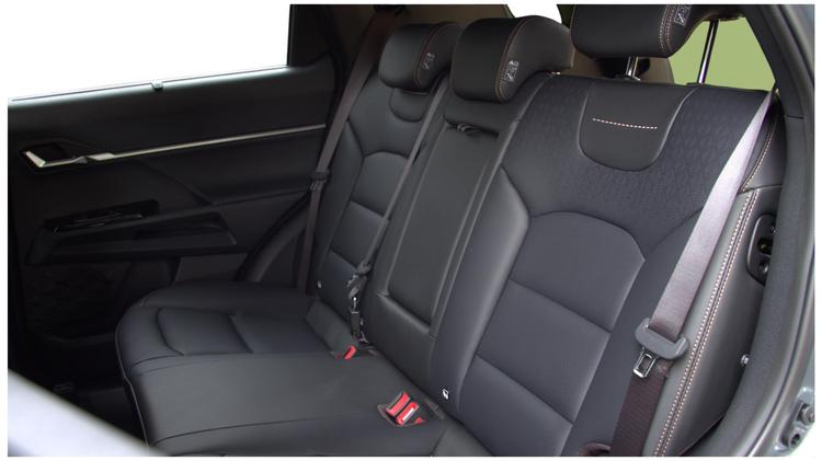 torres_estate_111565.jpg - 1.5 K40 5dr Auto AWD
