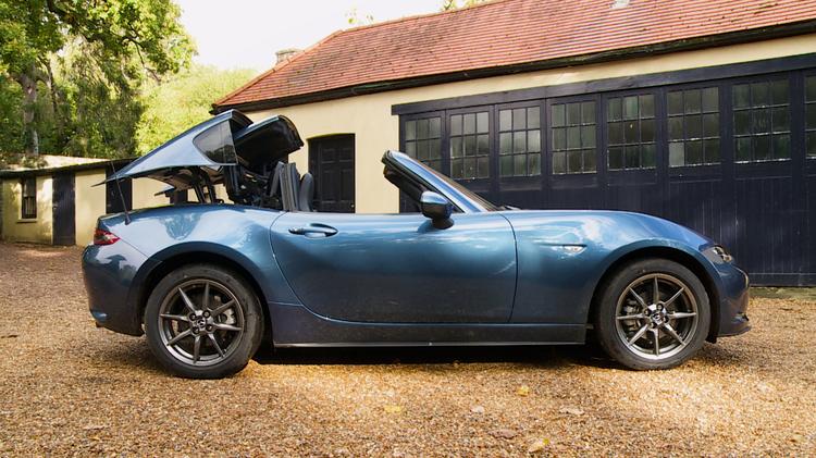 mx_5_rf_convertible_82687.jpg - 2.0 [184] Exclusive-Line 2dr