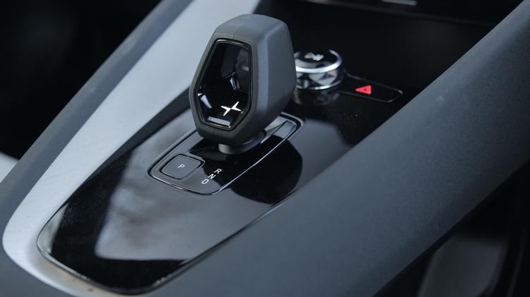 2_fastback_108721.jpg - 350kW 82kWh LR DM [Pilot/Plus/Perf] 5dr 4WD Auto