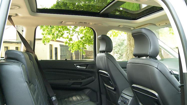 galaxy_estate_103342.jpg - 2.5 FHEV 190 Titanium 5dr CVT [Lux Pack]