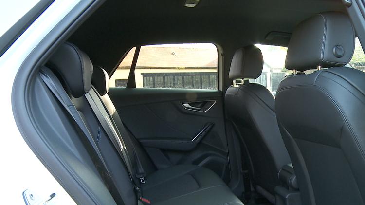 q2_estate_101521.jpg - 35 TFSI Sport 5dr [Tech]