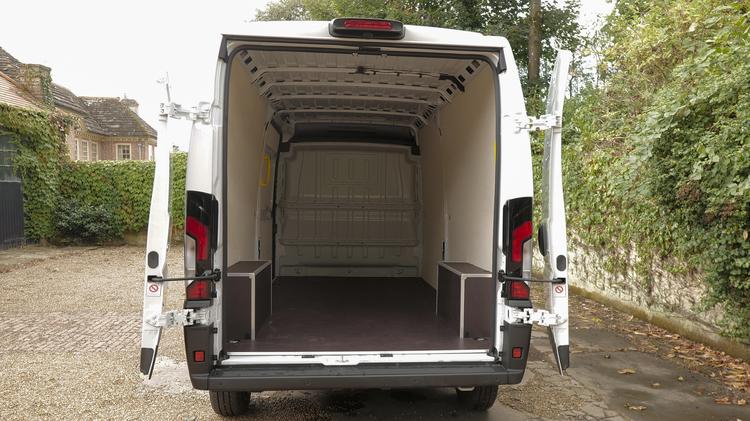 relay_35_l3_diesel_60020.jpg - 2.2 BlueHDi 140 H3 Van Enterprise