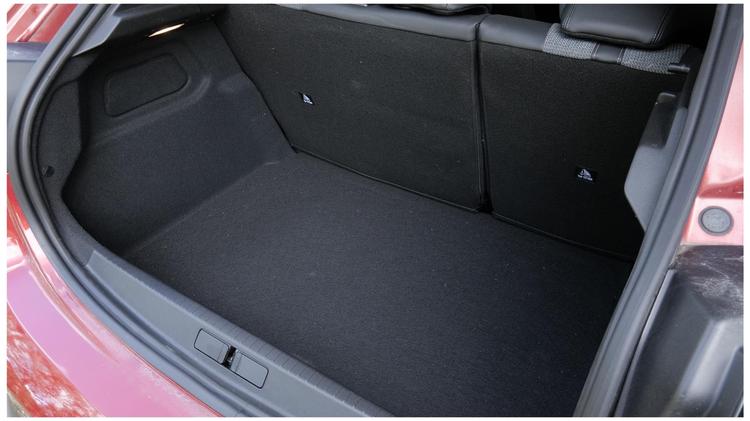 208_hatchback_special_editions_114782.jpg - 1.2 PureTech 100 Style 5dr