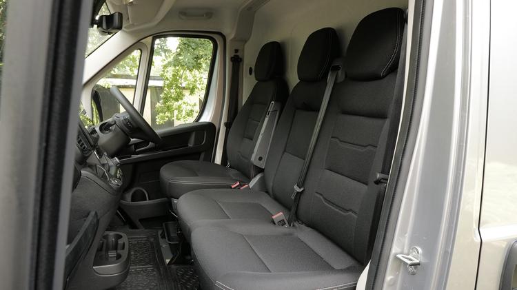 boxer_435_heavy_l4_diesel_59758.jpg - 2.2 BlueHDi 140 Dropside Professional