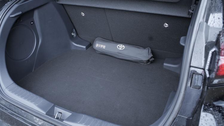 c_hr_hatchback_110621.jpg - 1.8 Hybrid Excel 5dr CVT