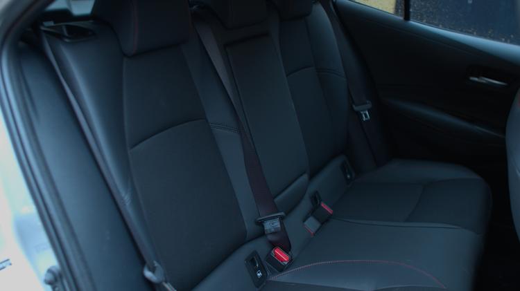 corolla_hatchback_107986.jpg - 2.0 Hybrid GR Sport 5dr CVT [Bi-tone]