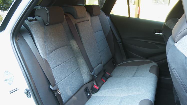 corolla_touring_sport_107987.jpg - 2.0 Hybrid GR Sport 5dr CVT