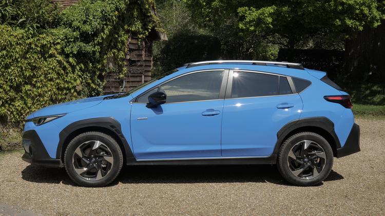 crosstrek_hatchback_111010.jpg - 2.0i e-Boxer Touring 5dr Lineartronic