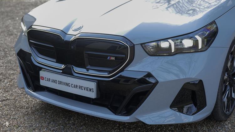 i5_saloon_110195.jpg - 250kW eDr40 M Sport Pro 84kWh 4dr Auto Tech+/22kW
