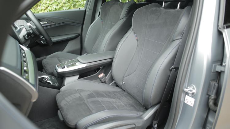 ix1_electric_estate_107774.jpg - 150kW eDrive20 xLine 65kWh 5dr Auto [Tech+]