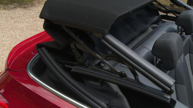 t_roc_cabriolet_106347.jpg - 1.5 TSI R-Line 2dr DSG