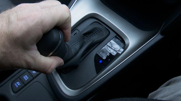 yaris_cross_estate_104137.jpg - 1.5 Hybrid 130 Premiere Edition AWD 5dr CVT