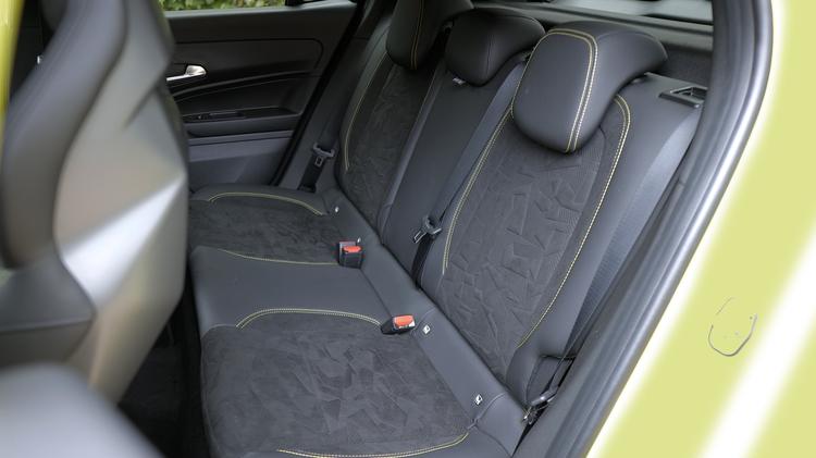 600e_electric_hatchback_special_editions_114030.jpg - 207kW Scorpionissima 54kWh 5dr Auto