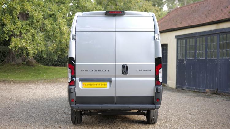 boxer_435_heavy_l4_diesel_59758.jpg - 2.2 BlueHDi 140 Dropside Professional