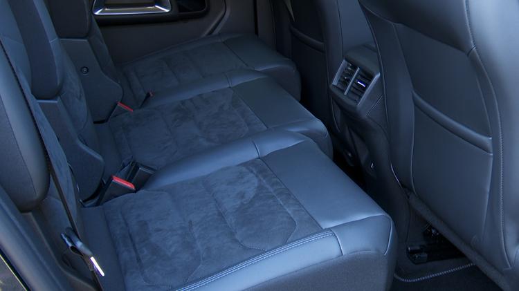 c5_aircross_hatchback_106560.jpg - 1.2 Hybrid 136 Plus 5dr e-DSC6