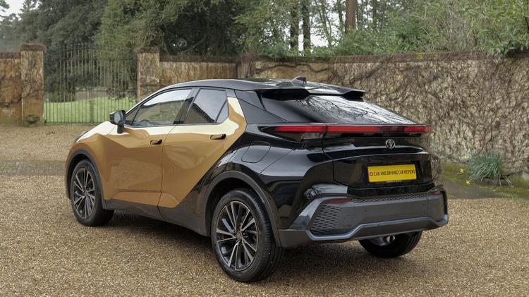 c_hr_hatchback_110621.jpg - 1.8 Hybrid Excel 5dr CVT