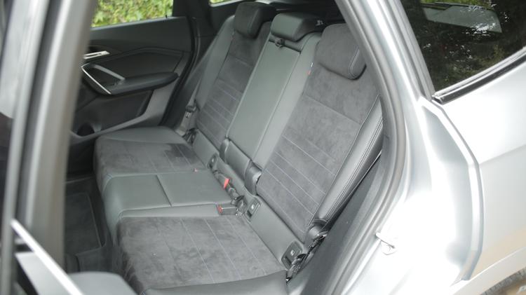 ix1_electric_estate_107774.jpg - 150kW eDrive20 xLine 65kWh 5dr Auto [Tech+]