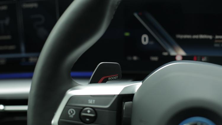 ix2_electric_hatchback_111278.jpg - 230kW xDrive30 Shadow Ed 65kWh 5dr Auto Tech+/22kW
