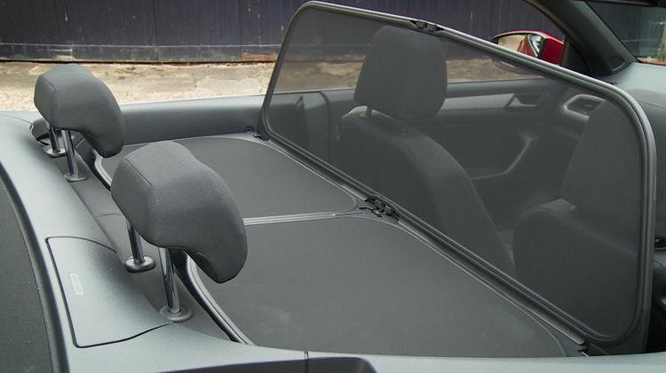 t_roc_cabriolet_106347.jpg - 1.5 TSI R-Line 2dr DSG