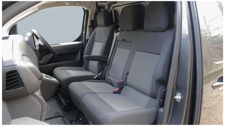 vivaro_special_edition_diesel_64716.jpg - 2.0 Turbo D 145 GS H1 Van