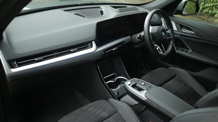 x2_hatchback_111248.jpg - sDrive 20i M Sport 5dr [Tech Plus] Step Auto
