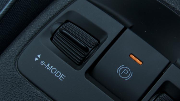 500_electric_hatchback_special_editions_105666.jpg - 70kW Red 24kWh 3dr Auto