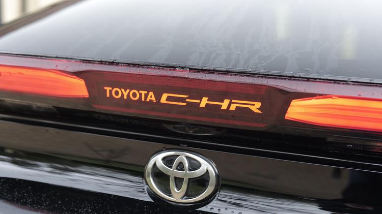 c_hr_hatchback_110621.jpg - 1.8 Hybrid Excel 5dr CVT