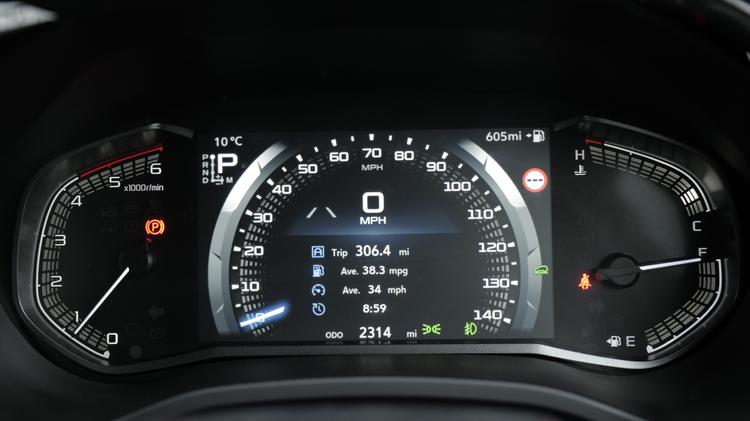 d_max_electric_64948.jpg - 140kW 67kWh eDL40 Double Cab Pickup 4x4 Auto