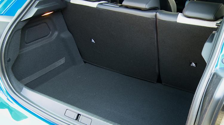 e_208_electric_hatchback_110645.jpg - 100kW Allure 50kWh 5dr Auto