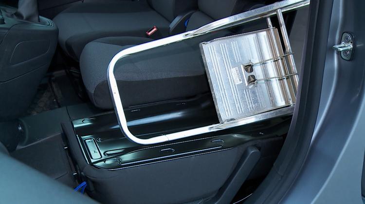 e_partner_standard_59789.jpg - 100kW 52kWh Professional Van Auto