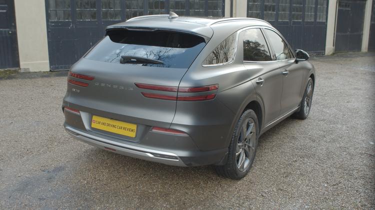 gv70_estate_105040.jpg - 2.5T Sport 5dr Auto AWD