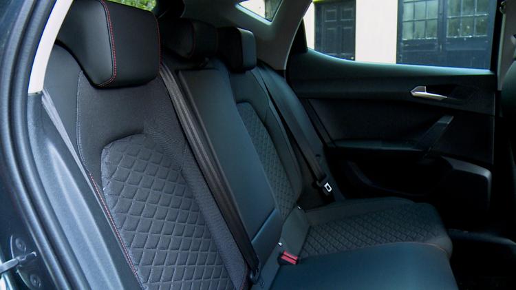 leon_hatchback_98843.jpg - 1.5 eTSI 150 FR Sport 5dr DSG [Driver Assistance]