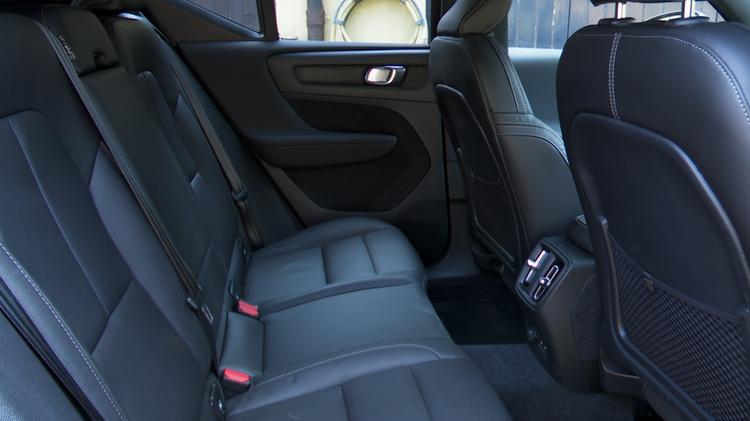 xc40_electric_estate_98833.jpg - 300kW Recharge Twin Plus 82kWh 5dr AWD Auto