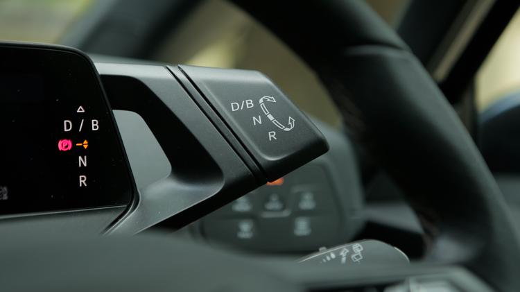 born_electric_hatchback_106000.jpg - 150kW V2 58kWh 5dr Auto