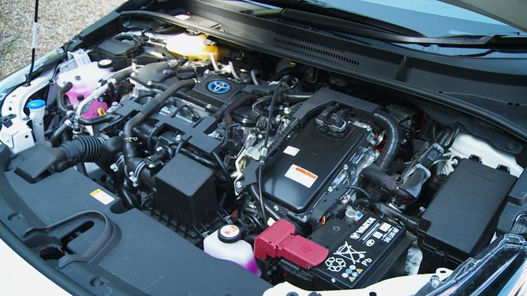 corolla_touring_sport_107987.jpg - 2.0 Hybrid GR Sport 5dr CVT
