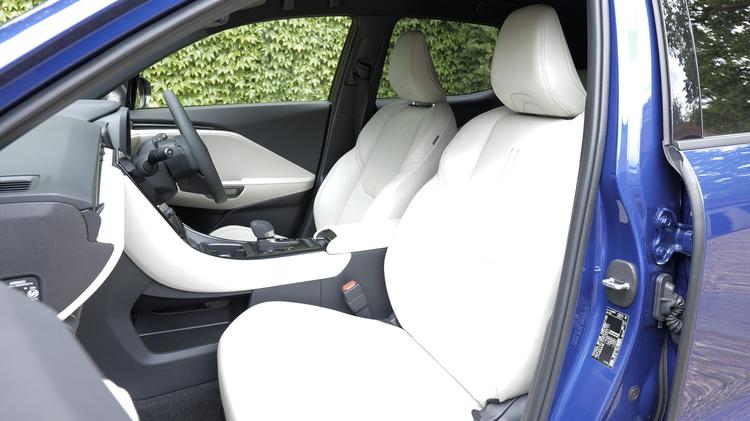 lbx_hatchback_111049.jpg - 1.5 Premium 5dr E-CVT