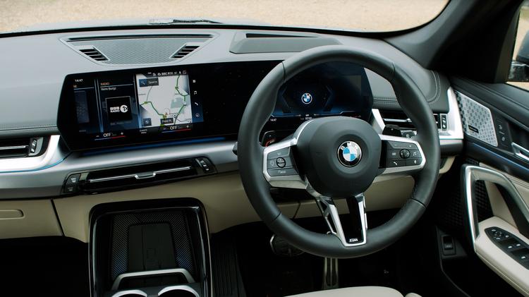 x1_estate_diesel_107549.jpg - xDrive 23d MHT M Sport 5dr [Tech/Pro] Step Auto
